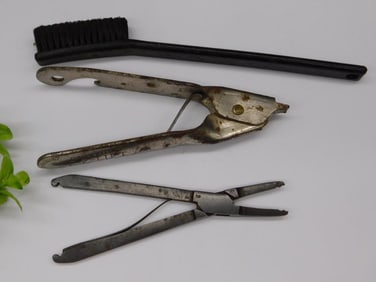 Vintage EZ-Lift Tool Set with Brush Watchmaker Watchmaking Tools