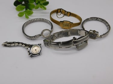 5 Assorted Vintage Women?s Wristwatches Watchmaking Watchmaker Tools