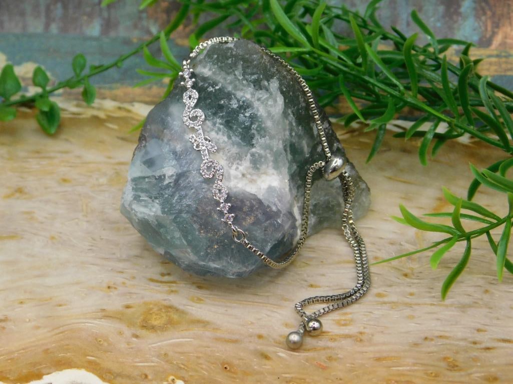 GENUINE STONE ADJUSTABLE BRACELET ROCK STONE LAPIDARY SPECIMEN: GENUINE STONE ADJUSTABLE BRACELET ROCK STONE LAPIDARY SPECIMEN