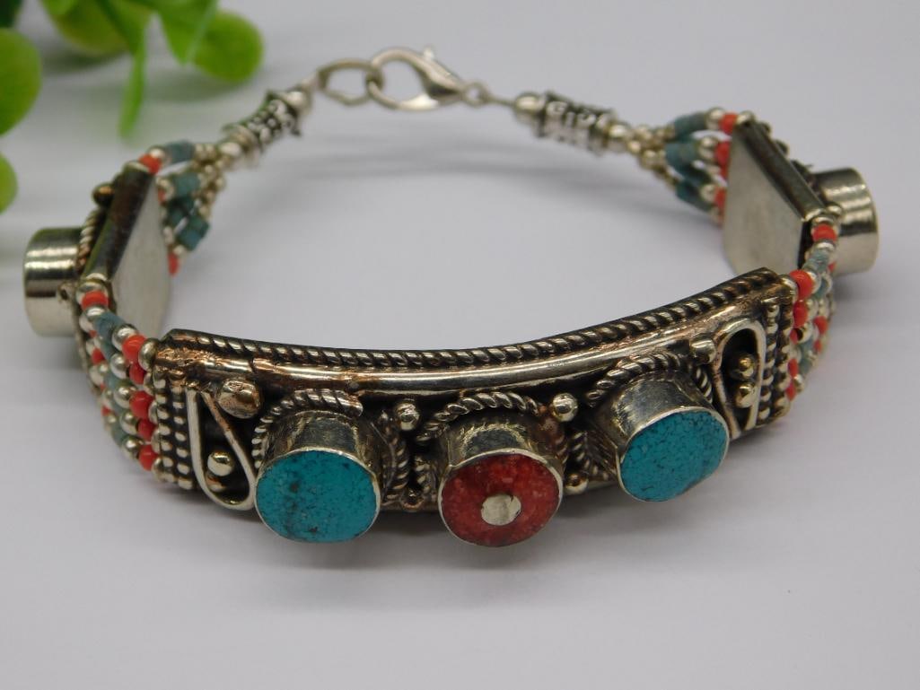 Silver-Tone Bracelet with Turquoise and Coral Accents: Silver-Tone Bracelet with Turquoise and Coral Accents