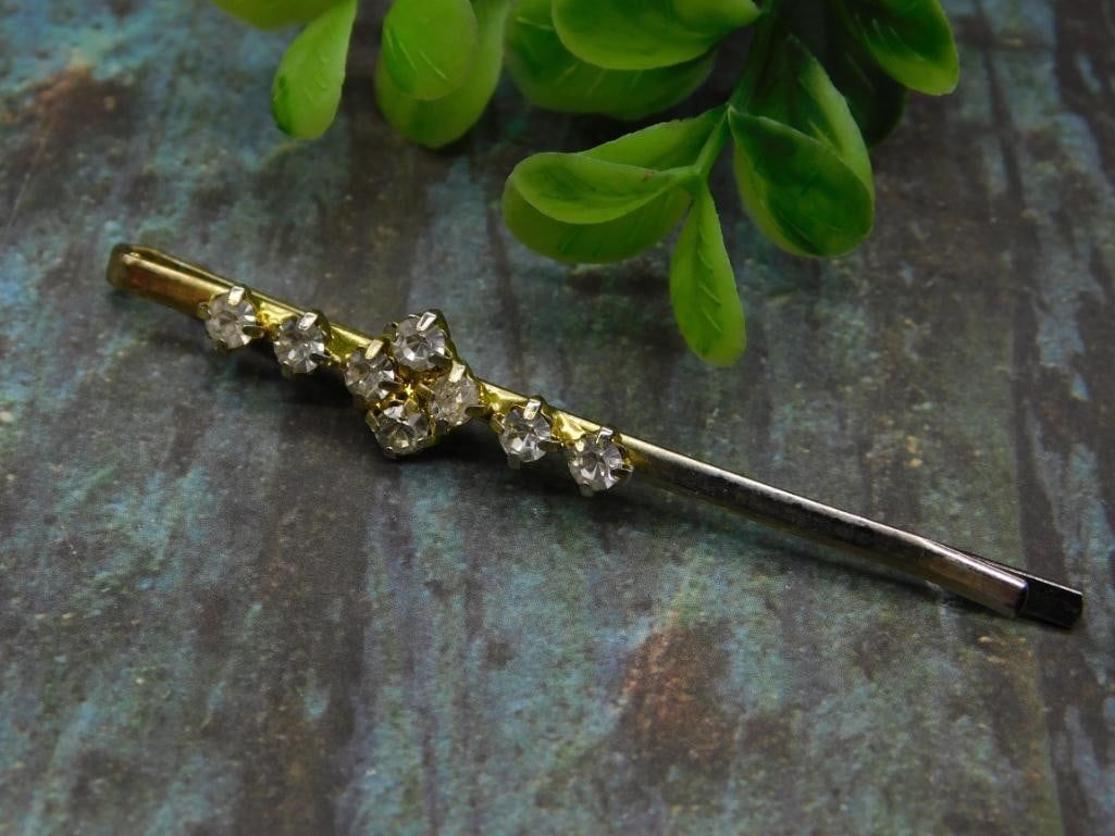 Vintage Gold-Tone Bar Brooch with Crystal Accents: Vintage Gold-Tone Bar Brooch with Crystal Accents