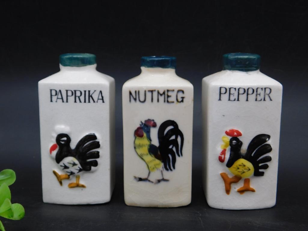 Vintage Ceramic Spice Containers With Rooster Motif: Vintage Ceramic Spice Containers With Rooster Motif