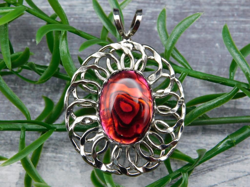 ABALONE STONE PENDANT ROCK STONE LAPIDARY SPECIMEN: ABALONE STONE PENDANT ROCK STONE LAPIDARY SPECIMEN