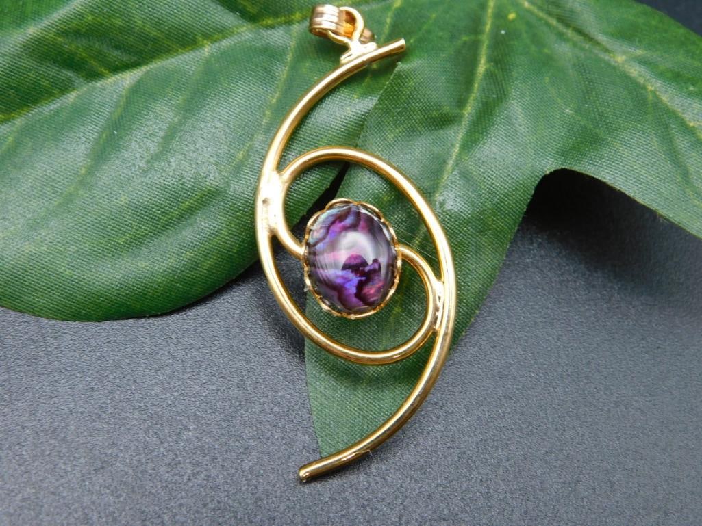 ABALONE STONE PENDANT ROCK STONE LAPIDARY SPECIMEN: ABALONE STONE PENDANT ROCK STONE LAPIDARY SPECIMEN