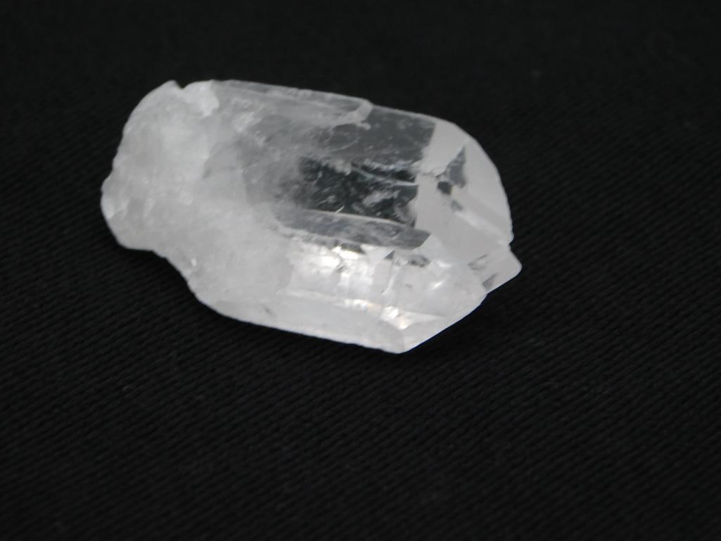QUARTZ ROCK STONE LAPIDARY SPECIMEN: QUARTZ ROCK STONE LAPIDARY SPECIMEN