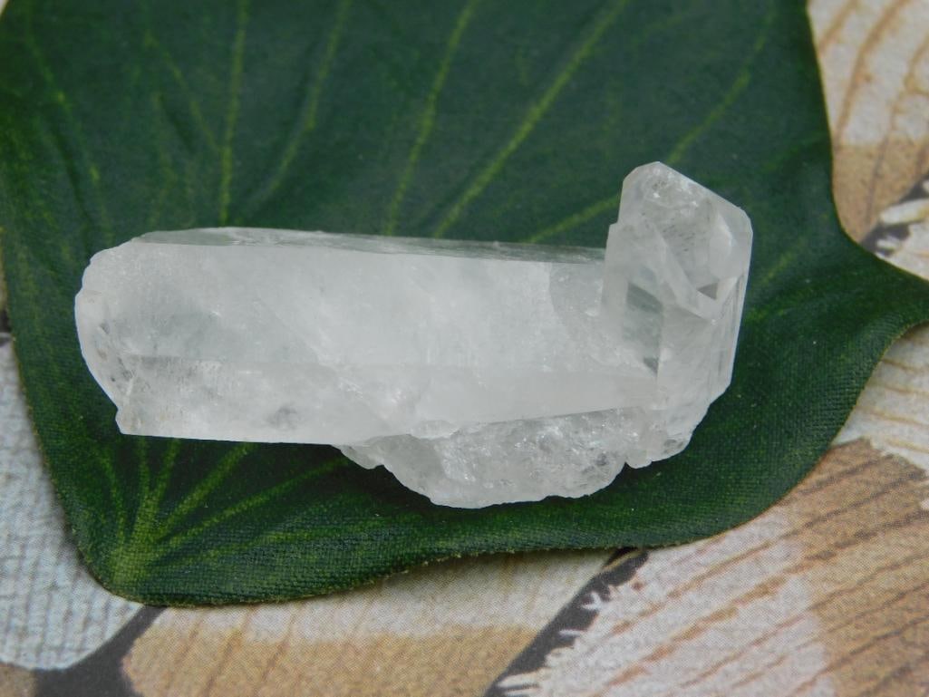 QUARTZ ROCK STONE LAPIDARY SPECIMEN: QUARTZ ROCK STONE LAPIDARY SPECIMEN