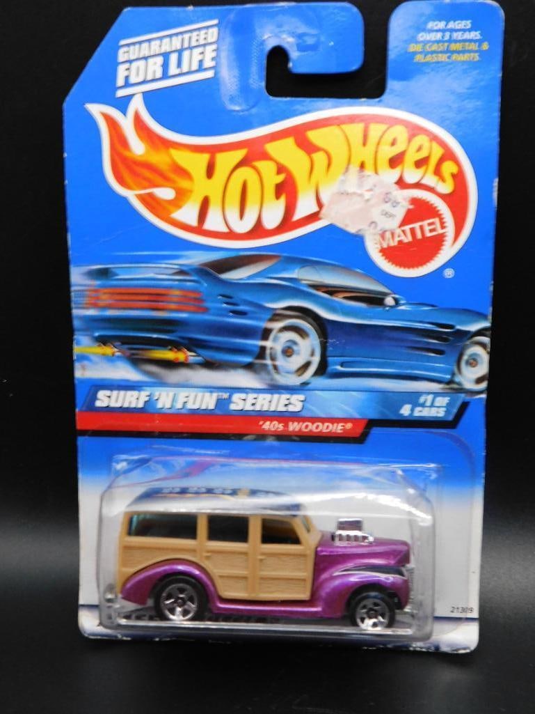 Hot Wheels Surf & Fun Series Purple Woody: Hot Wheels Surf & Fun Series Purple Woody