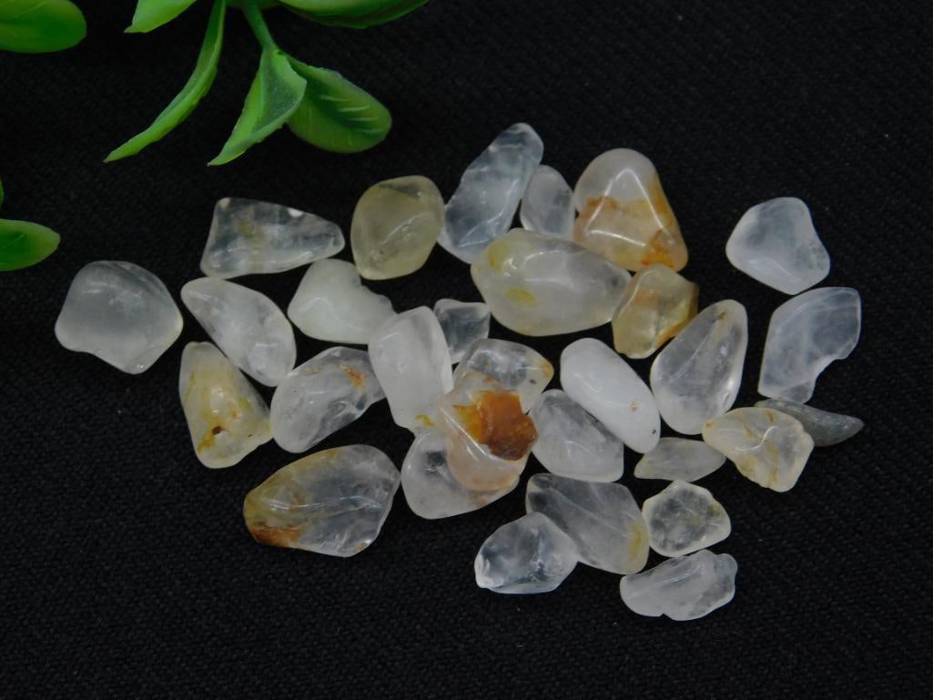 GOLDEN HEALER QUARTZ CHIPS ROCK STONE LAPIDARY SPECIMEN: GOLDEN HEALER QUARTZ CHIPS ROCK STONE LAPIDARY SPECIMEN