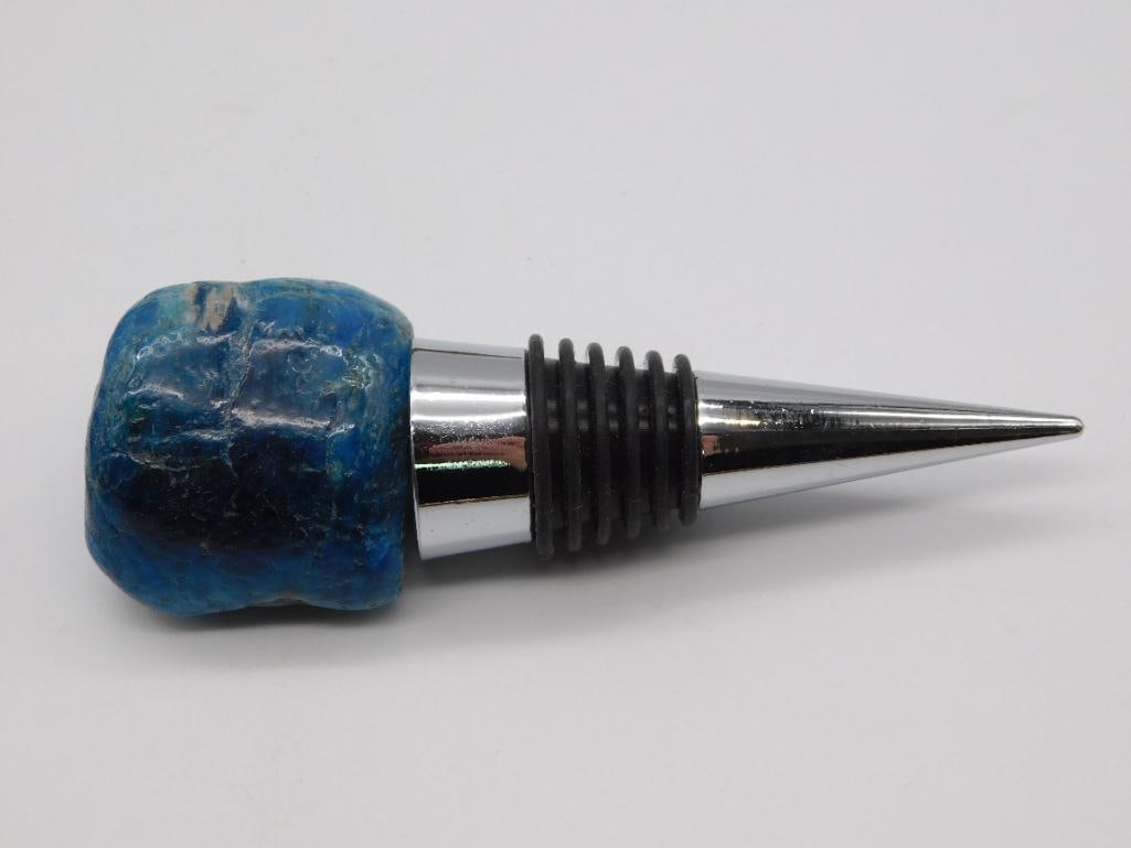 APATITE WINE BOTTLE STOPPER ROCK STONE LAPIDARY SPECIMEN: APATITE WINE BOTTLE STOPPER ROCK STONE LAPIDARY SPECIMEN
