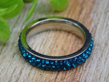 STONE RING ROCK STONE LAPIDARY SPECIMEN