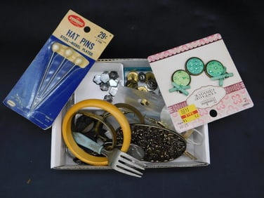 Vintage Jewelry and Accessories Lot