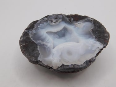 GEODE ROCK STONE LAPIDARY SPECIMEN