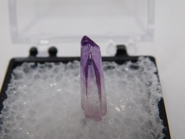 AMETHYST ROCK STONE LAPIDARY SPECIMEN