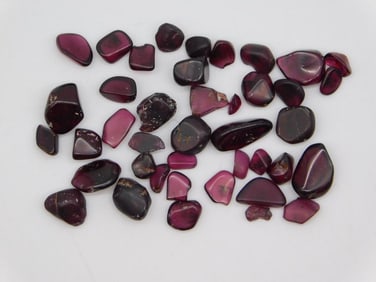 GARNET ROCK STONE LAPIDARY SPECIMEN