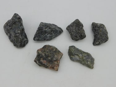 GABBRO ROCK STONE LAPIDARY SPECIMEN
