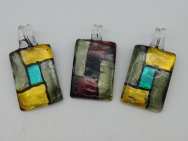 HAND PAINTED GLASS PENDANT ROCK STONE LAPIDARY SPECIMEN