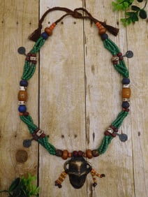 AFRICAN TRADE BEADS ROCK STONE LAPIDARY SPECIMEN