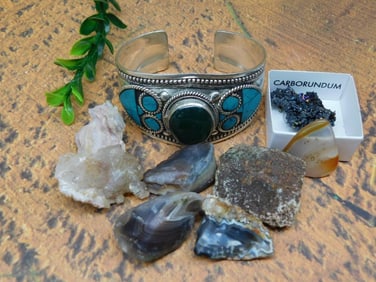 MIXED LOT ROCK STONE LAPIDARY SPECIMEN