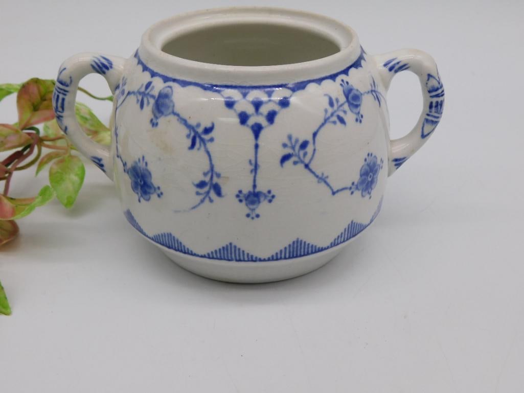 Blue And White Blue OnionFurnival Sugar Bowl: Blue And White Blue OnionFurnival Sugar Bowl