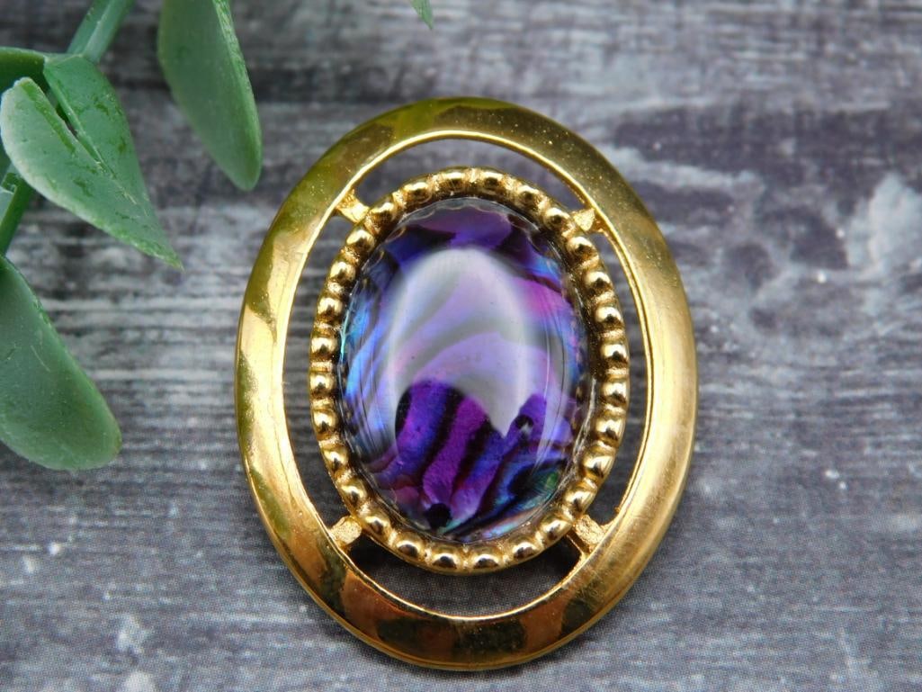 ABALONE STONE PENDANT ROCK STONE LAPIDARY SPECIMEN: ABALONE STONE PENDANT ROCK STONE LAPIDARY SPECIMEN