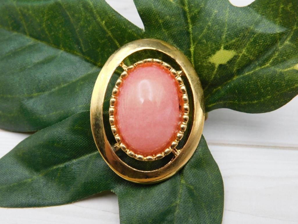 PEACH MOONSTONE PENDANT ROCK STONE LAPIDARY SPECIMEN: PEACH MOONSTONE PENDANT ROCK STONE LAPIDARY SPECIMEN