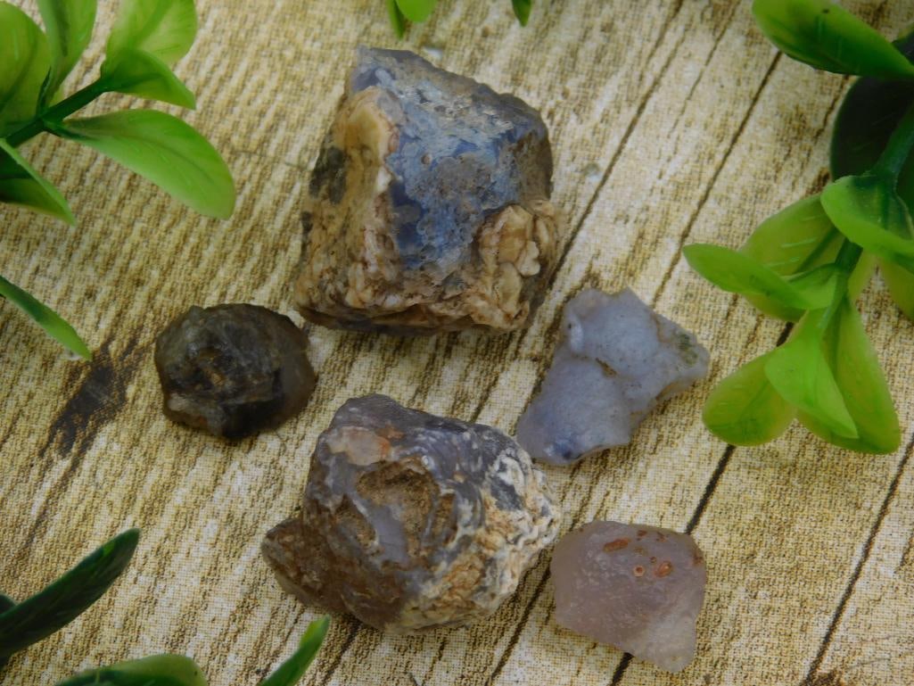 MIXED STONE LOT ROCK STONE LAPIDARY SPECIMEN: MIXED STONE LOT ROCK STONE LAPIDARY SPECIMEN