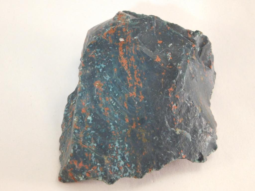 BLOODSTONE ROCK STONE LAPIDARY SPECIMEN: BLOODSTONE ROCK STONE LAPIDARY SPECIMEN
