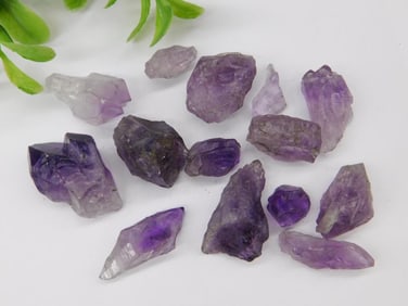 32 Grams of Amethyst Rock Stone Lapidary Specimen