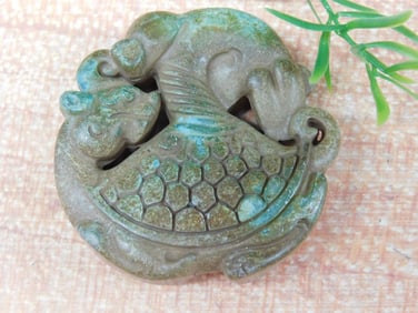 CARVED JADE ROCK STONE LAPIDARY SPECIMEN