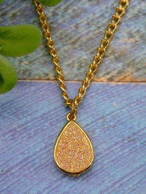 DRUZY QUARTZ NECKLACE ROCK STONE LAPIDARY SPECIMEN