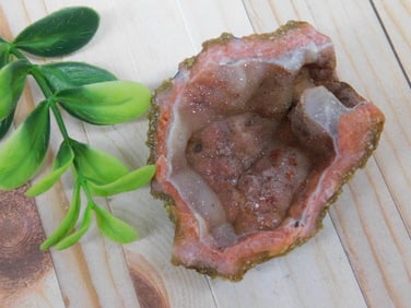 CAVE GEODE ROCK STONE LAPIDARY SPECIMEN