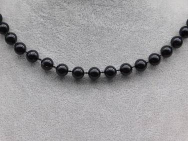 Black Beaded Necklace With Round Beads