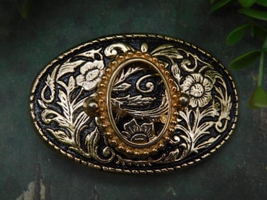 Oval Floral Gold-Tone Belt Buckle With Ornate Design