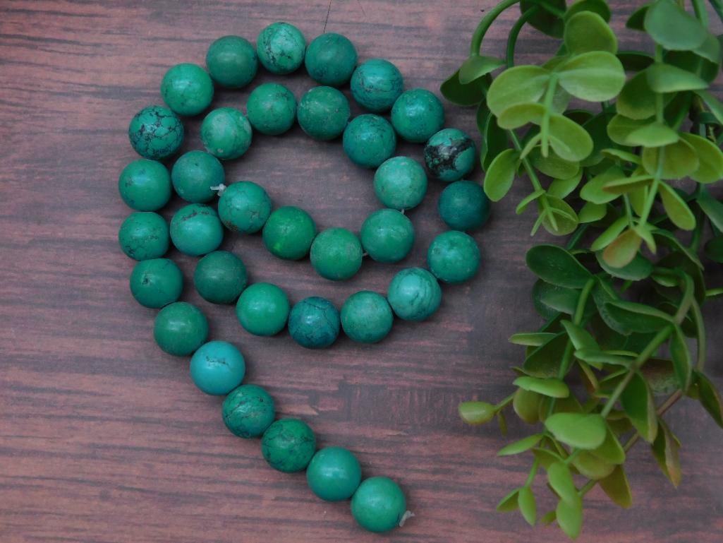 Stone Beads Rock Stone Lapidary Specimen: Stone Beads Rock Stone Lapidary Specimen
