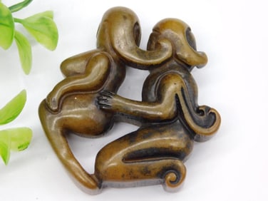 Carved Jade ROCK STONE LAPIDARY SPECIMEN