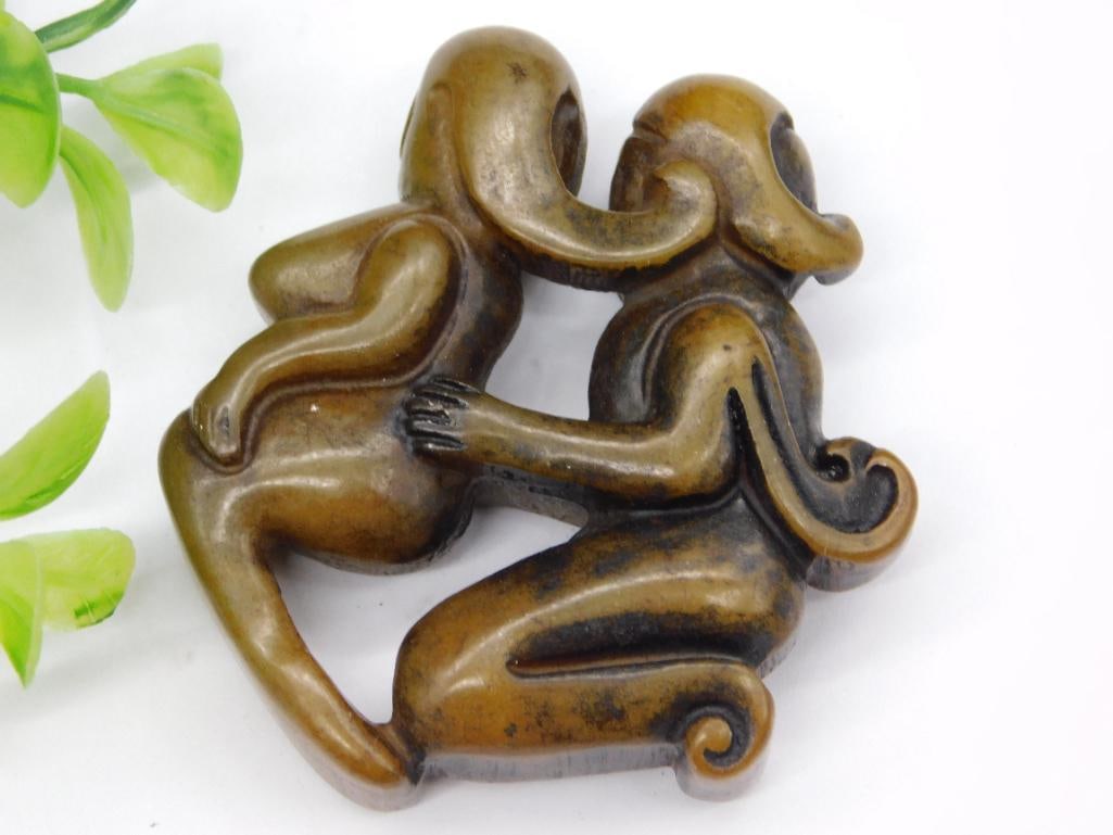 Carved Jade ROCK STONE LAPIDARY SPECIMEN: Carved Jade ROCK STONE LAPIDARY SPECIMEN