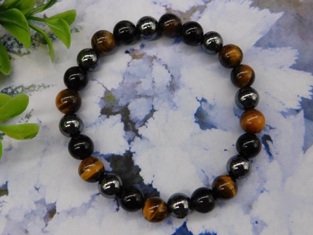 Beaded Stretch Bracelet ROCK STONE LAPIDARY SPECIMEN: Beaded Stretch Bracelet ROCK STONE LAPIDARY SPECIMEN