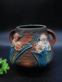 ROSEVILLE JONQUIL TWO-HANDLED POTTERY REPLICA VASE