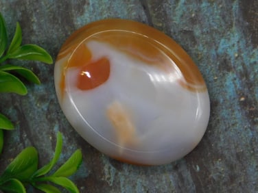 BANDED CARNELIAN WORRY STONE ROCK STONE LAPIDARY SPECIMEN