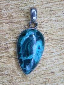 STERLING SILVER CHRYSOCOLLA AND MALACHITE PENDANT ROCK STONE LAPIDARY SPECIMEN