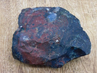 BLOODSTONE ROCK STONE LAPIDARY SPECIMEN