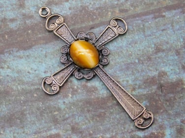 TIGER EYE CROSS PENDANT ROCK STONE LAPIDARY SPECIMEN