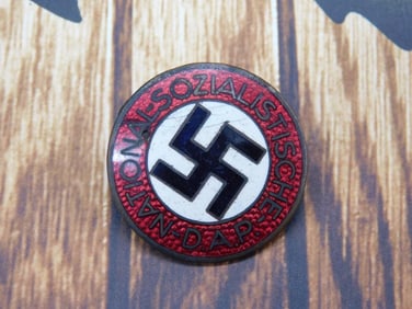 RARE WWII NSDAP BADGE PIN EARLY ENAMEL MILITARIA VINTAGE ANTIQUE