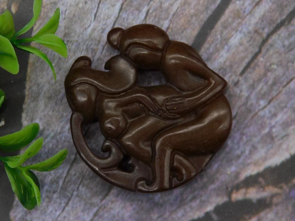 CARVED JADE ROCK STONE LAPIDARY SPECIMEN: CARVED JADE ROCK STONE LAPIDARY SPECIMEN