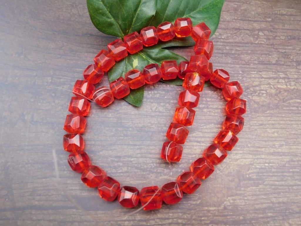 GENUINE STONE BEADS ROCK STONE LAPIDARY SPECIMEN: GENUINE STONE BEADS ROCK STONE LAPIDARY SPECIMEN