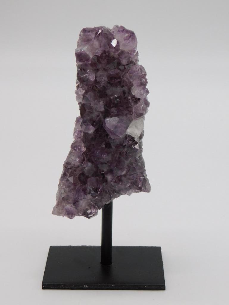 AMETHYST DISPLAY ROCK STONE LAPIDARY SPECIMEN: AMETHYST DISPLAY ROCK STONE LAPIDARY SPECIMEN