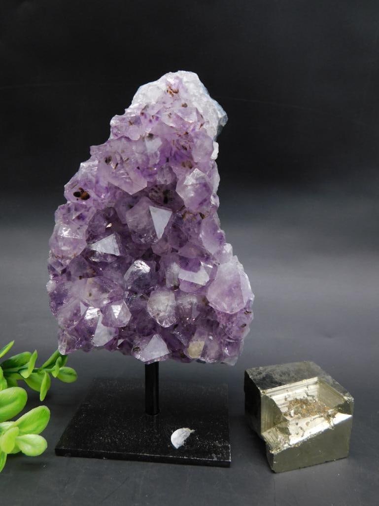 MIXED LOT ROCK STONE LAPIDARY SPECIMEN: MIXED LOT ROCK STONE LAPIDARY SPECIMEN