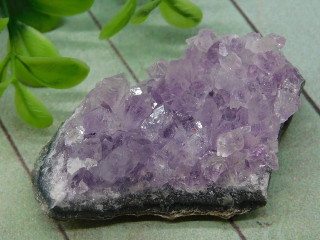 AMETHYST ROCK STONE LAPIDARY SPECIMEN: AMETHYST ROCK STONE LAPIDARY SPECIMEN