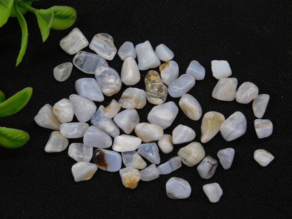 BLUE LACE AGATE CHIPS ROCK STONE LAPIDARY SPECIMEN: BLUE LACE AGATE CHIPS ROCK STONE LAPIDARY SPECIMEN