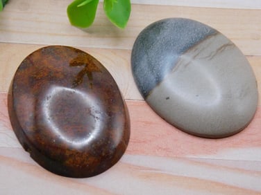 CABOCHONS ROCK STONE LAPIDARY SPECIMEN